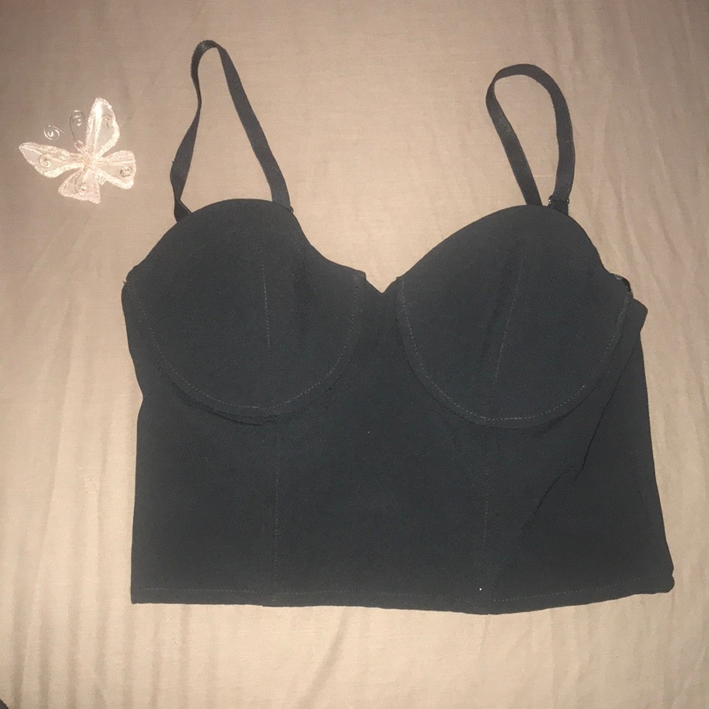 GUESS Crop top